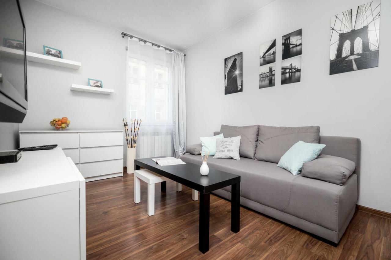 Apartament Gemini Dzierzoniow Bagian luar foto