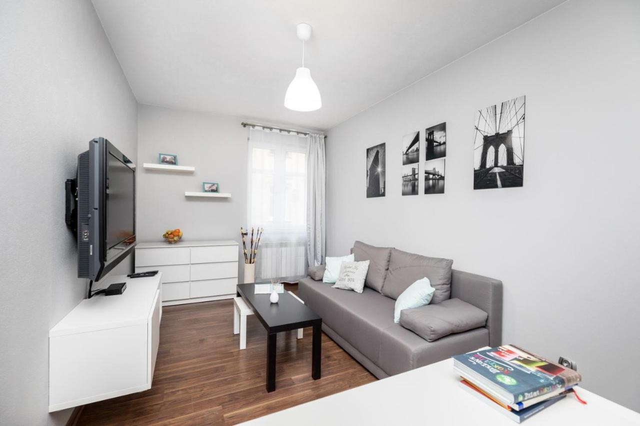 Apartament Gemini Dzierzoniow Bagian luar foto