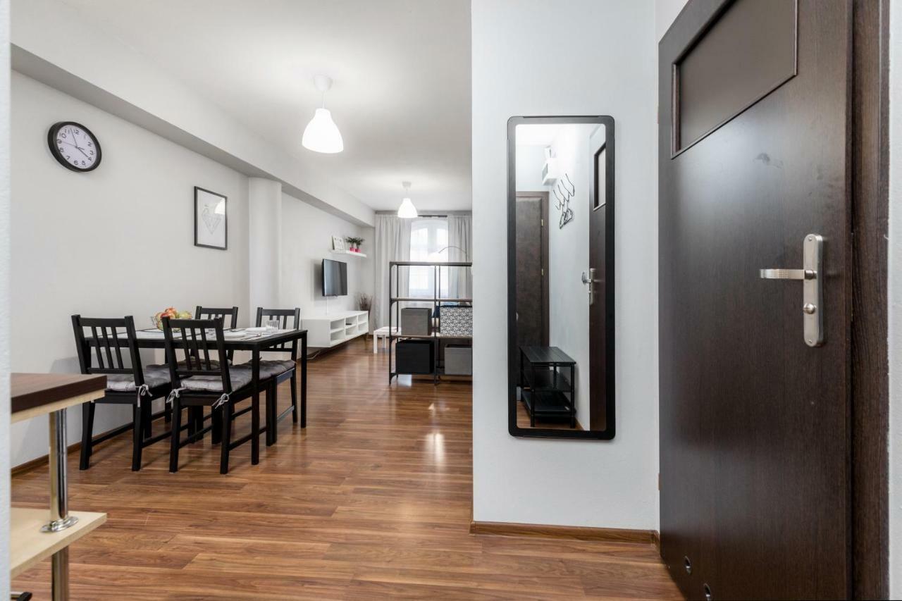 Apartament Gemini Dzierzoniow Bagian luar foto
