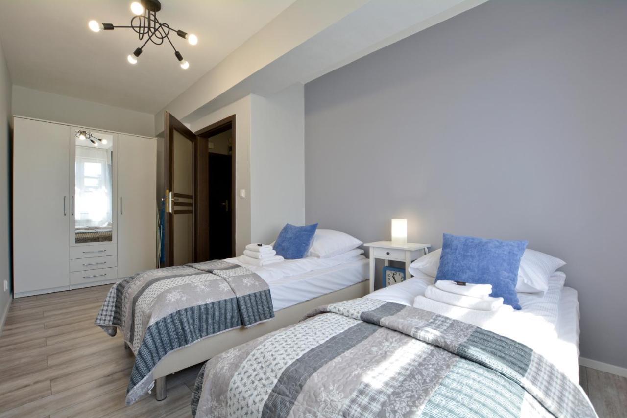Apartament Gemini Dzierzoniow Bagian luar foto